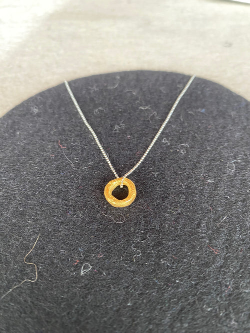 Colgante Donut dorado