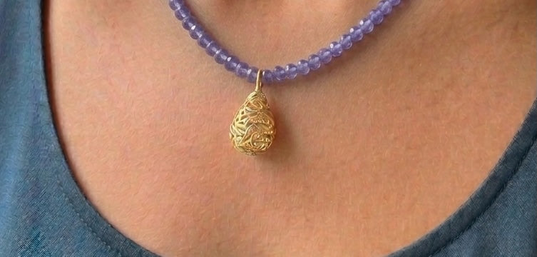 Collar tanzanita y oro