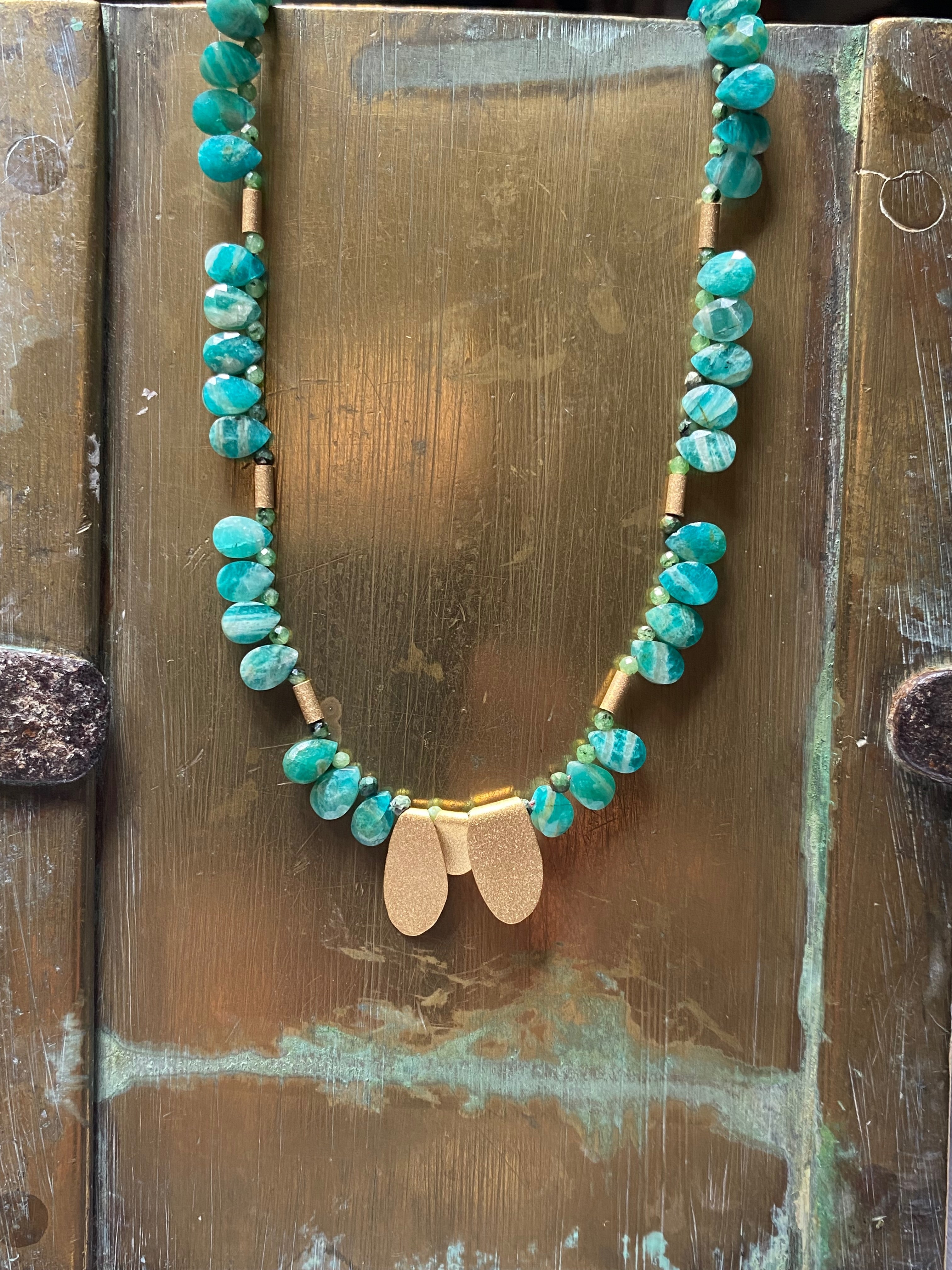 Collar amazonita y oro